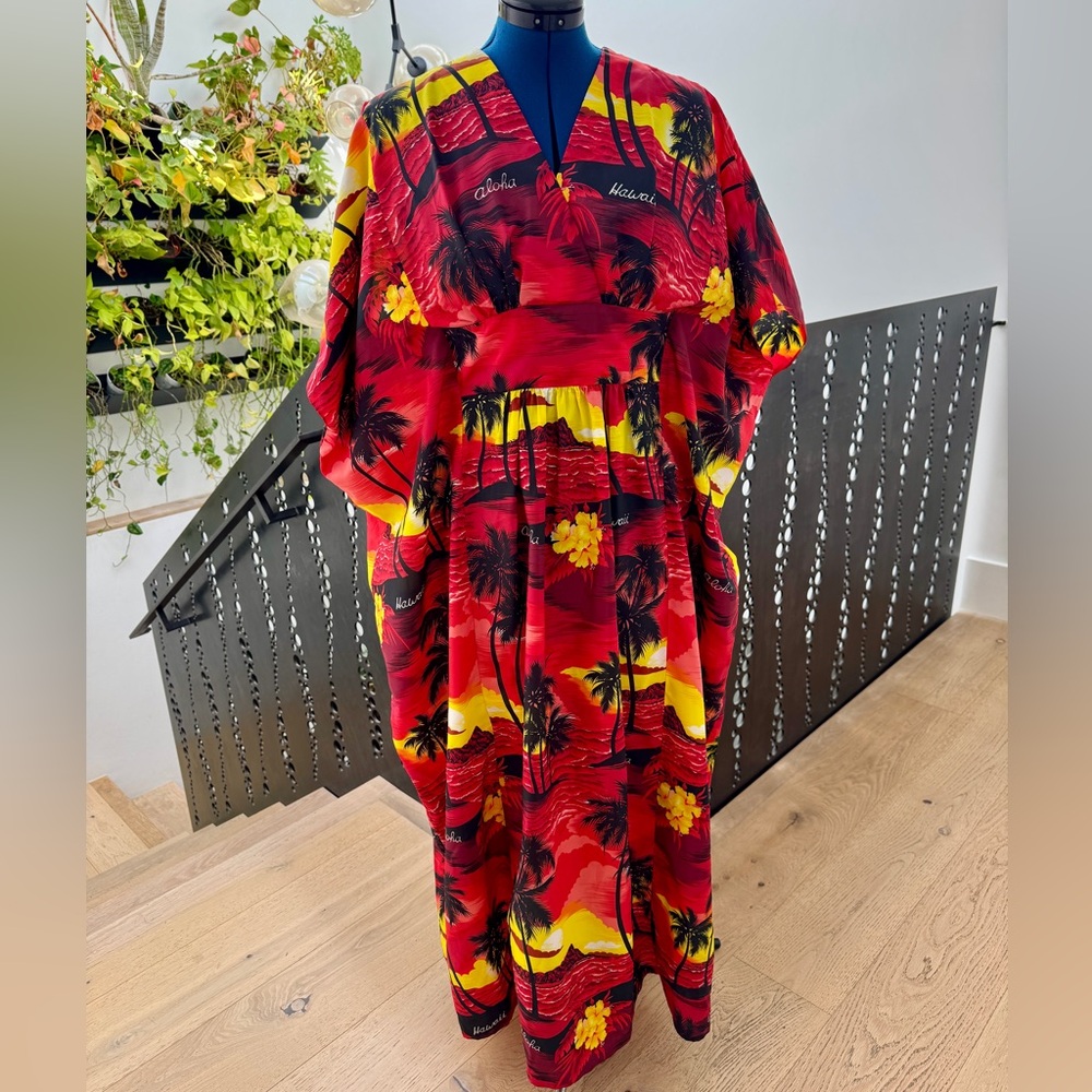 Vintage Red Kaftan with Tropical Design - O/S